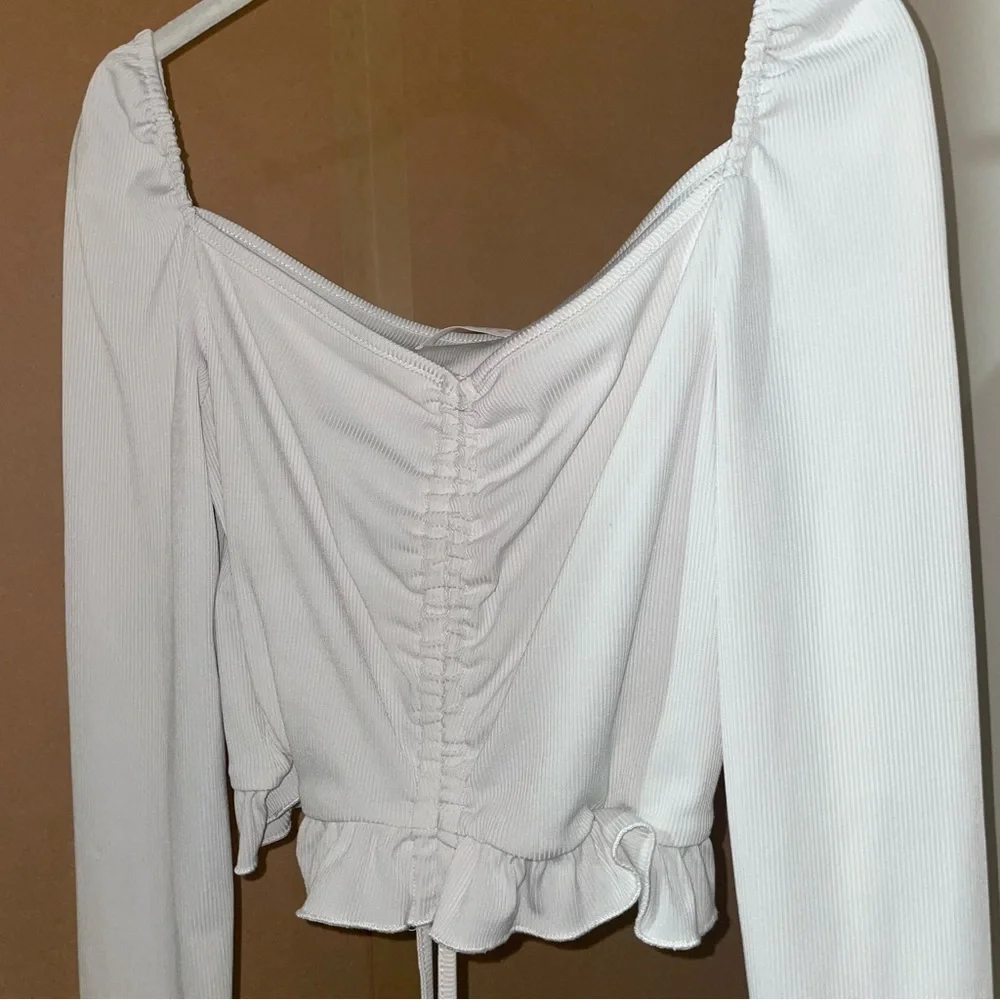 White Cropped Long Sleeve Shirt with Ruching and Ties - Picture 3 of 7